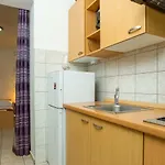 Vesela Apartman *