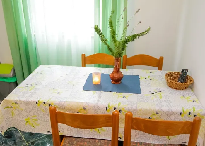 Vesela Διαμέρισμα Seline
