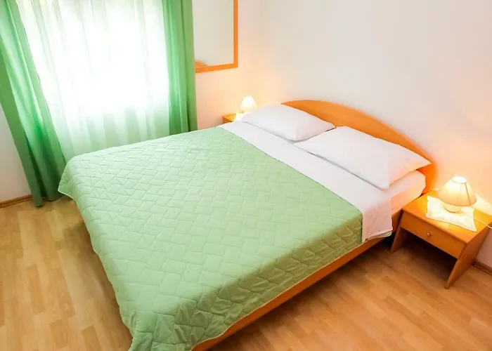 Vesela Apartment Seline